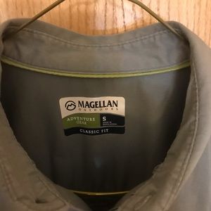 🔥MENS SMALL OUTDOOR SHIRT 🔥